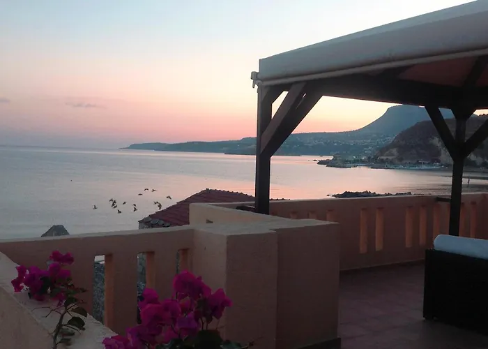Asterias Studios & Apartments