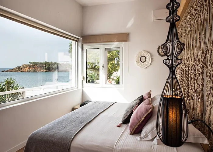 Dazzling Crete Villa 3 Bedrooms Villa Saffron Sunset Beachfront Villa With Jacuzzi Brilliant Sea Views Chania