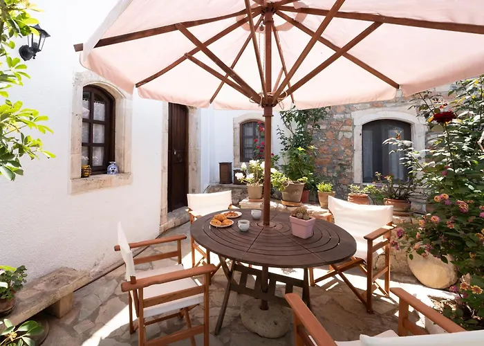 Ilianthos Traditional Maisonette