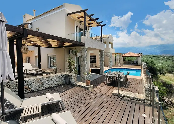 Everlane Seaview Villa