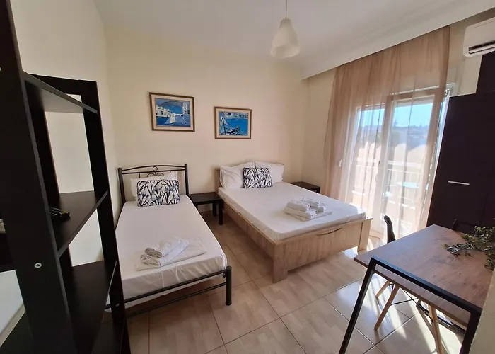 Akrogiali Studios Michaniona