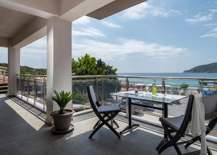 Irene\'S House Kalamitsi