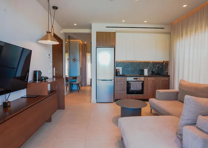 Maravilla Luxury Living