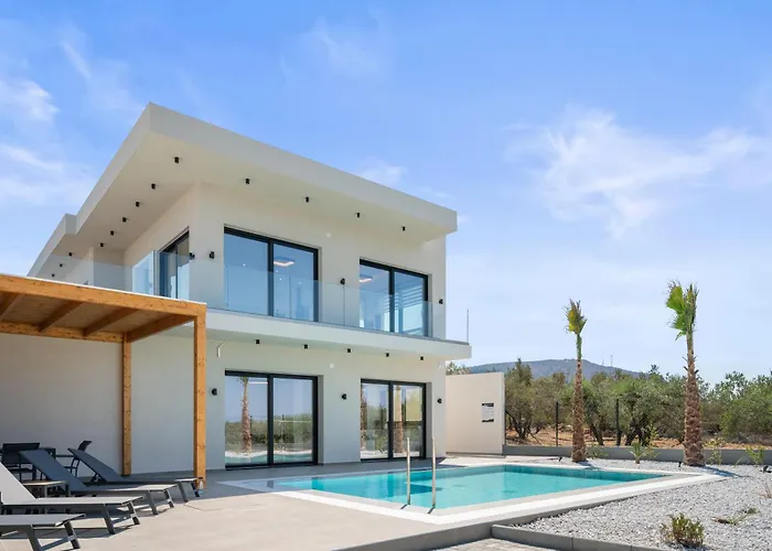 Aetheria & Aura Suites By Temma Villas