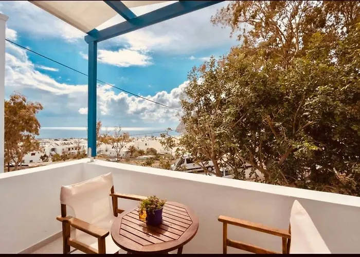Serenite Santorini Getaway Offering 2 Bedrooms And Stunning Sea Views
