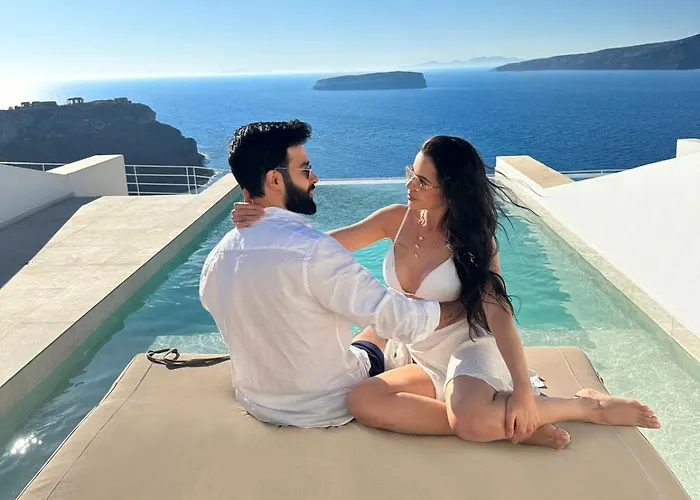 Omna Caldera Suites