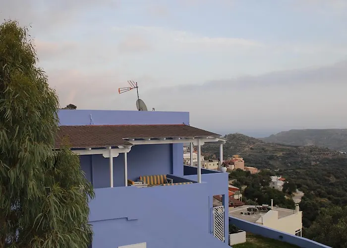 Mirthios Felicity Apartment