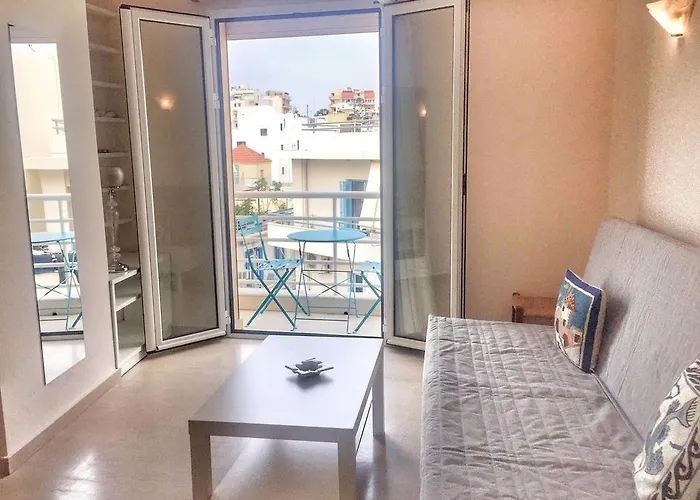 Cezanakis Apartment