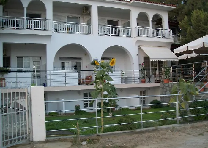 Paschalia Sea View Studios