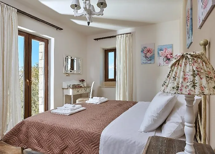 Orelia Cretan Villas & Deluxe Apartments