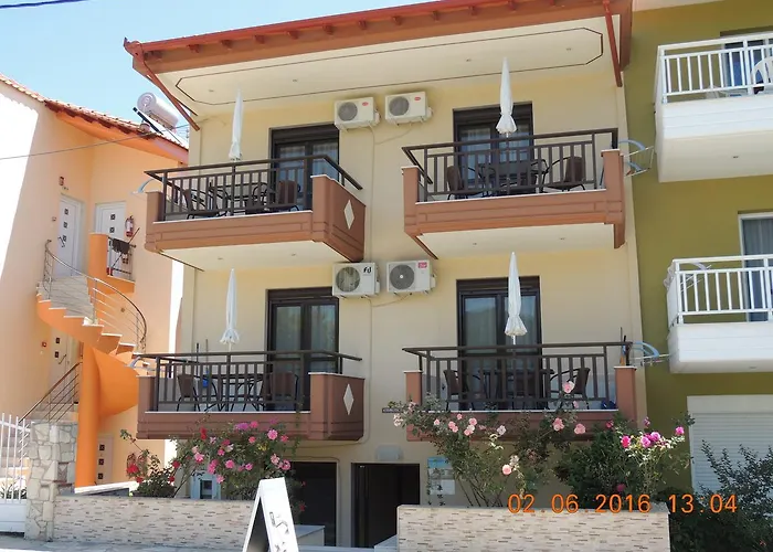 Malamatenia House