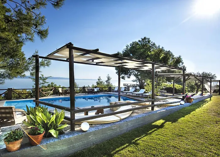 Heos Accommodation