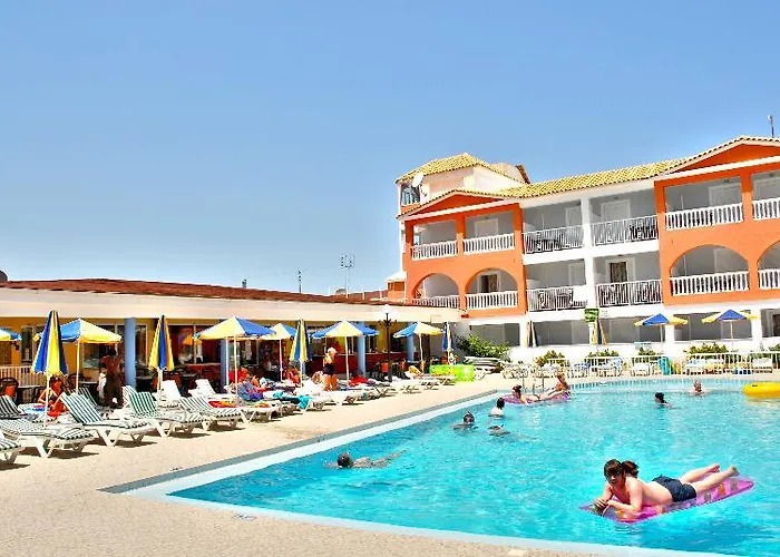 Planos Apartments