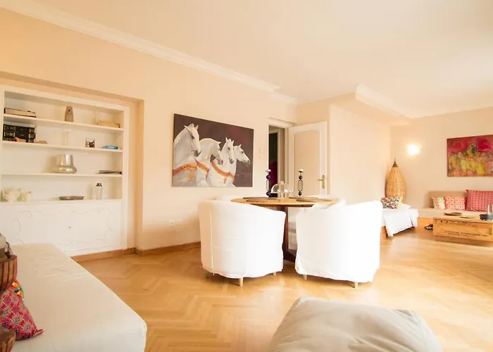 The Helios Flat