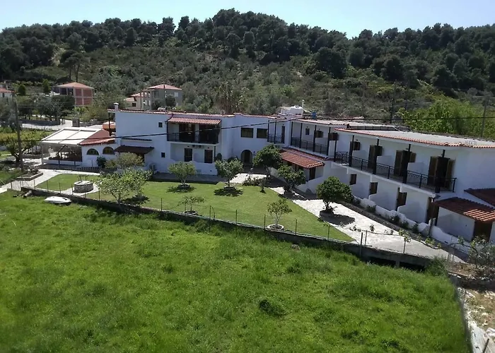 Vontzos Hotel