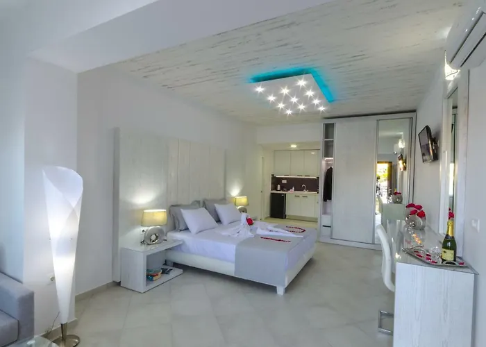 Ftelia Luxury Studio \