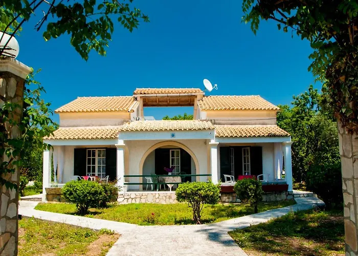 Su Casa Apartments