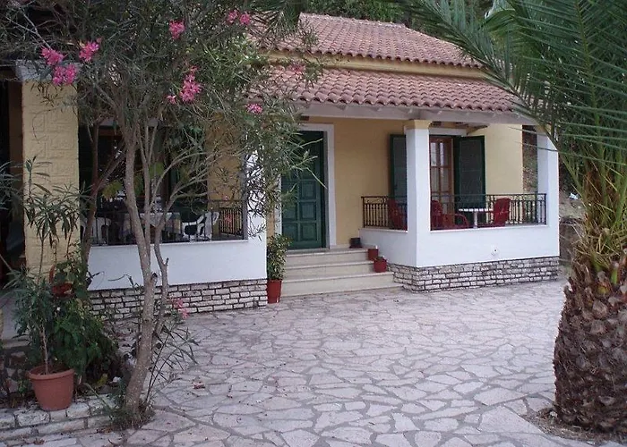 Villa Lucia Apartments