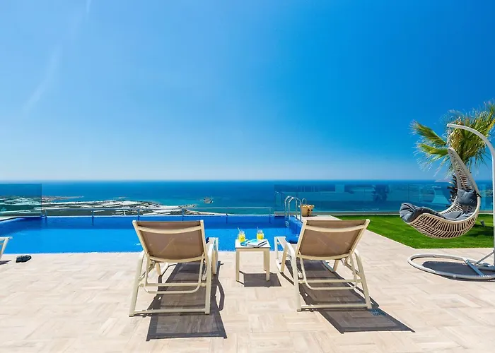 Blue Horizon Luxury Villas