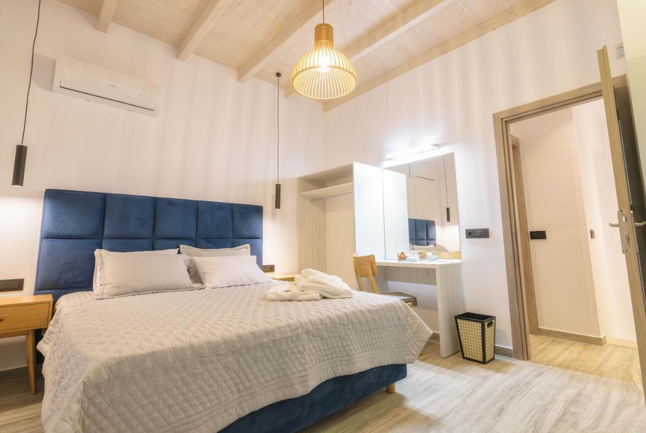 Akea Villa Tragaki
