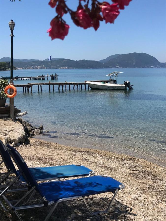 Akrogiali * Mpoukaris