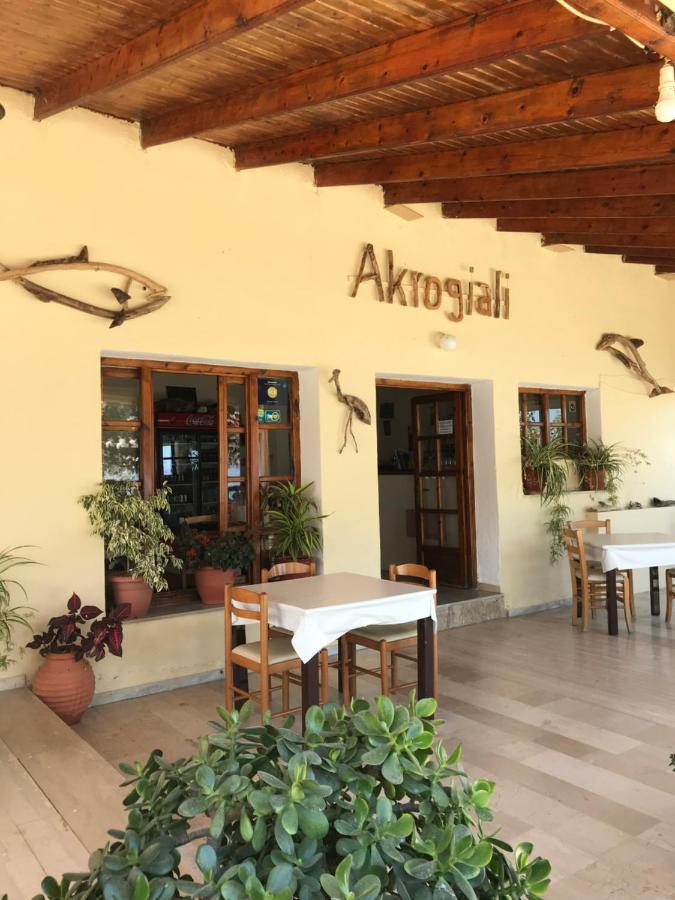Akrogiali Guest house Mpoukaris