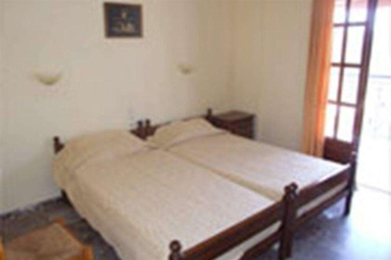 Billy & Sandra Sidari (Corfu)