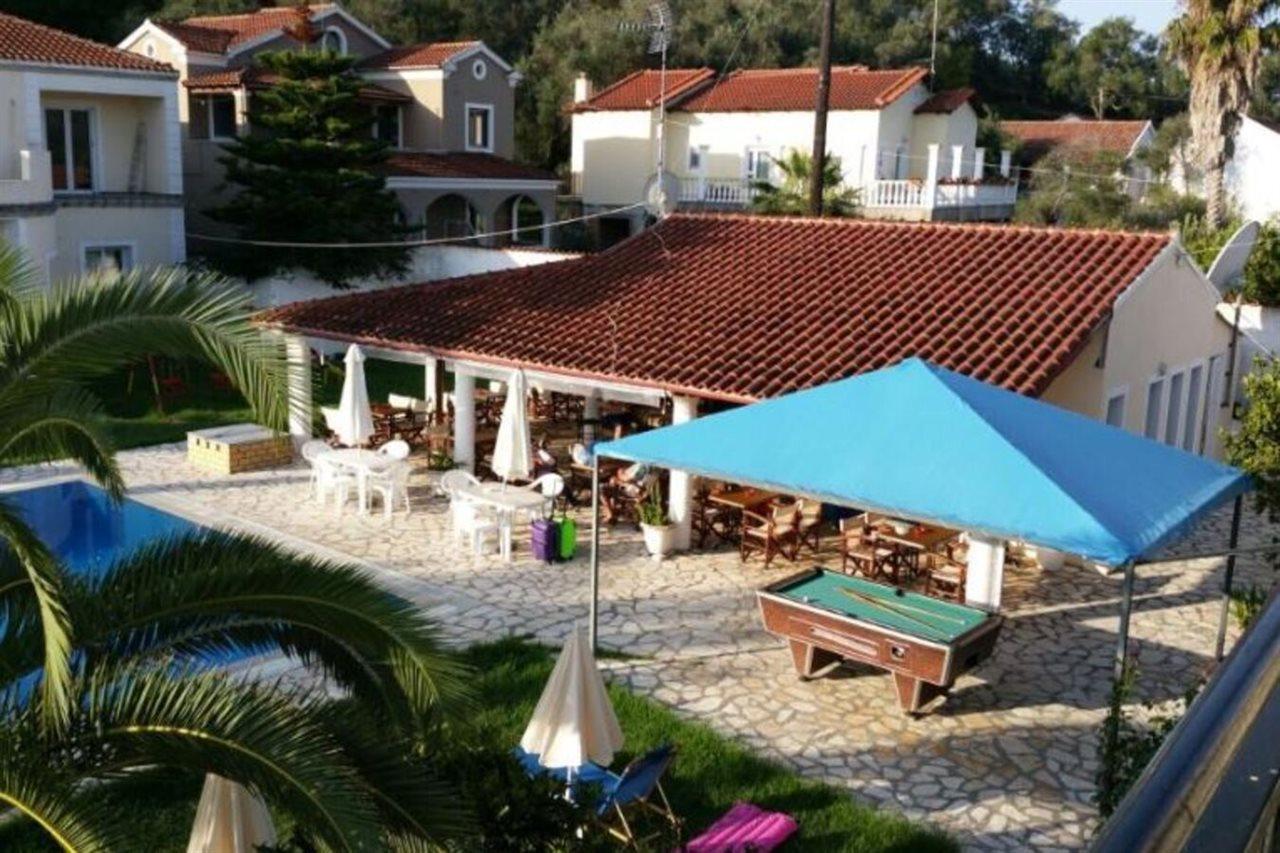 Hotel Takis And Efi 2*