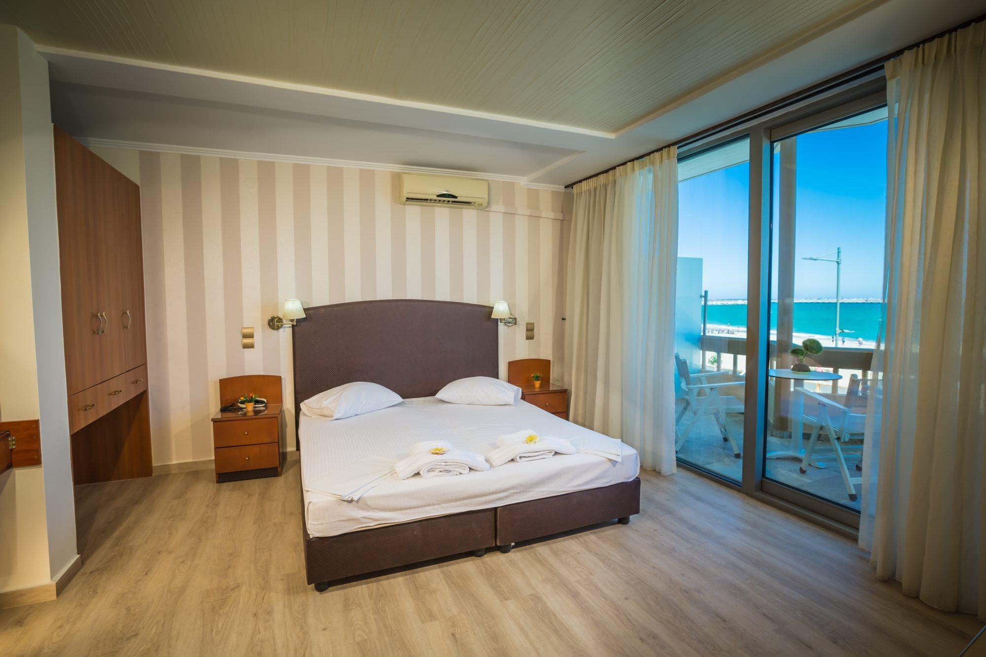 Aparthotel Theo 3*