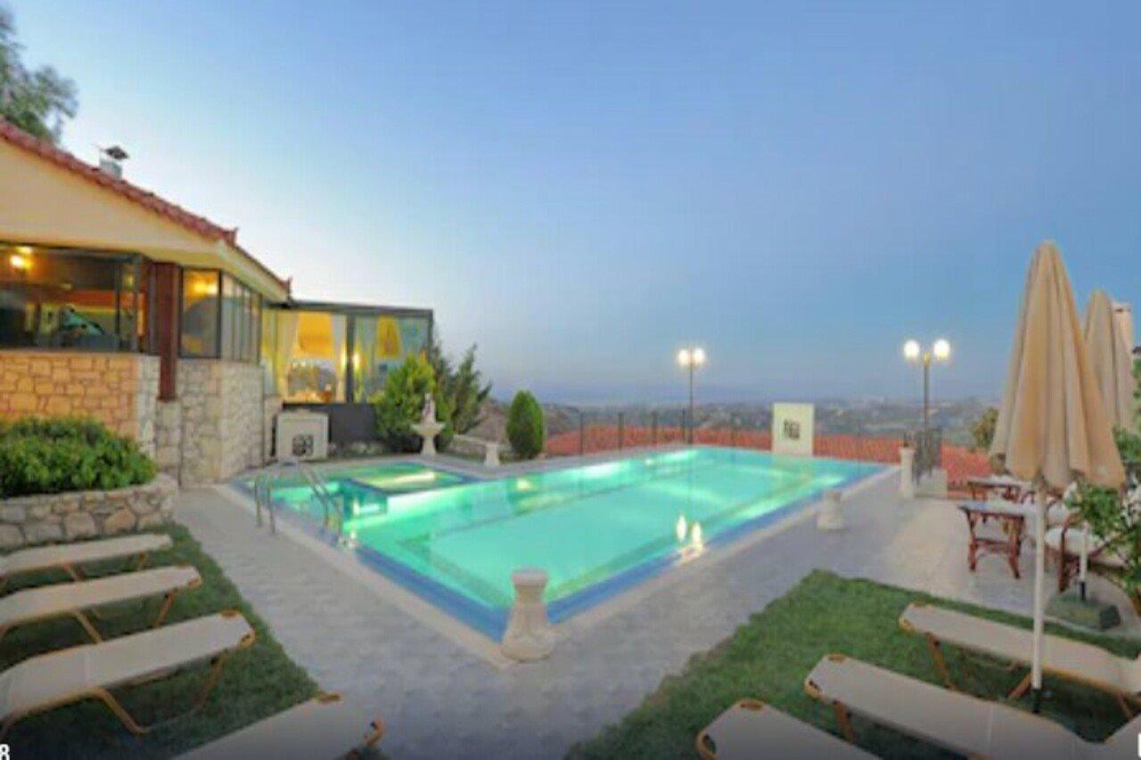 Vergis Epavlis 5* Agios Myronas