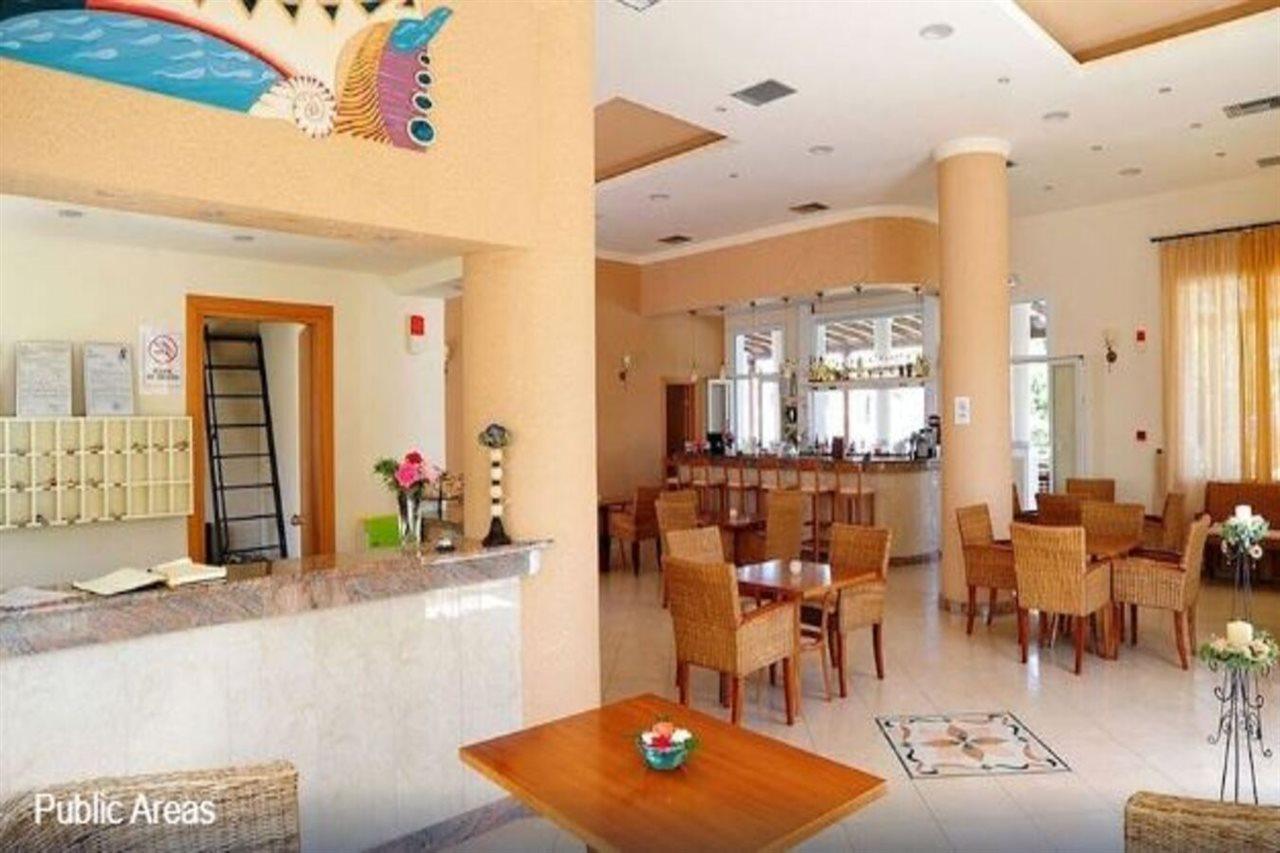 Thinalos Aparthotel 3*