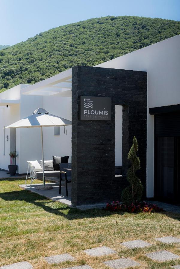 Ploumis Seaside Aparthotel *