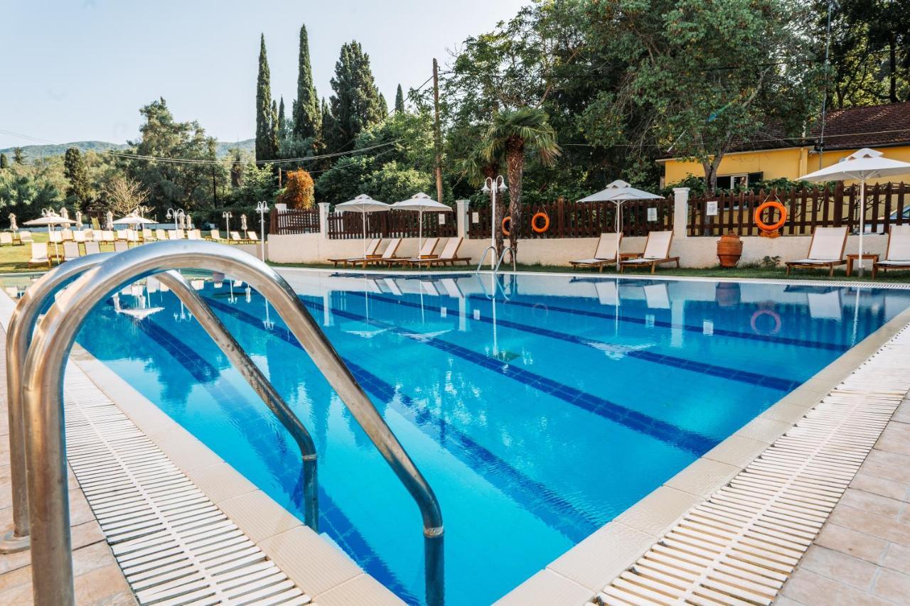Dominoes Corfu Aparthotel Ipsos