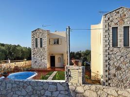 Myrsini Hotel Listaros