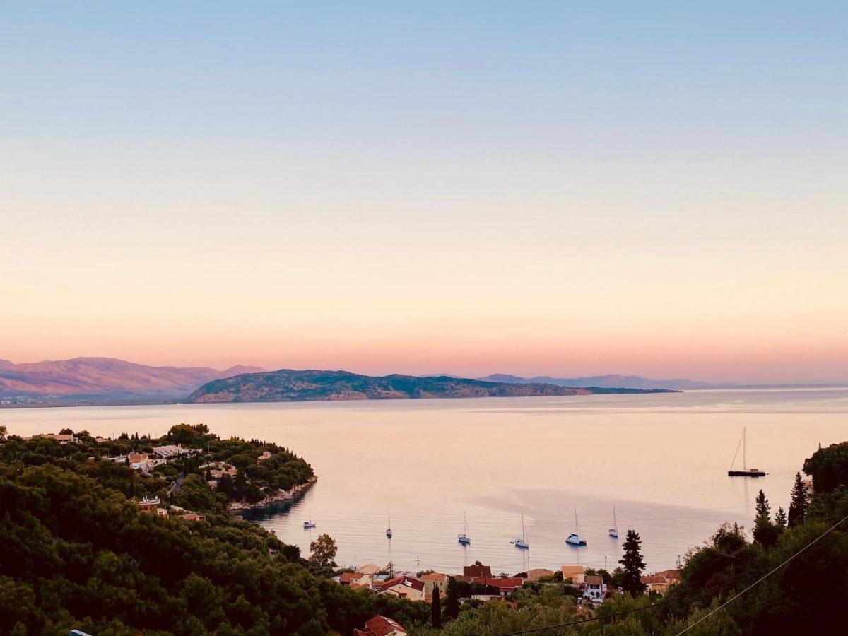 Villa Luxury With Heatable Private Pool By Dadovillas Kalami (Corfu)