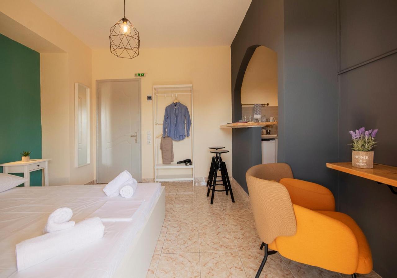 Aparthotel Issos *