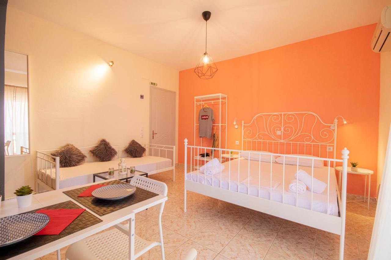 Aparthotel Issos