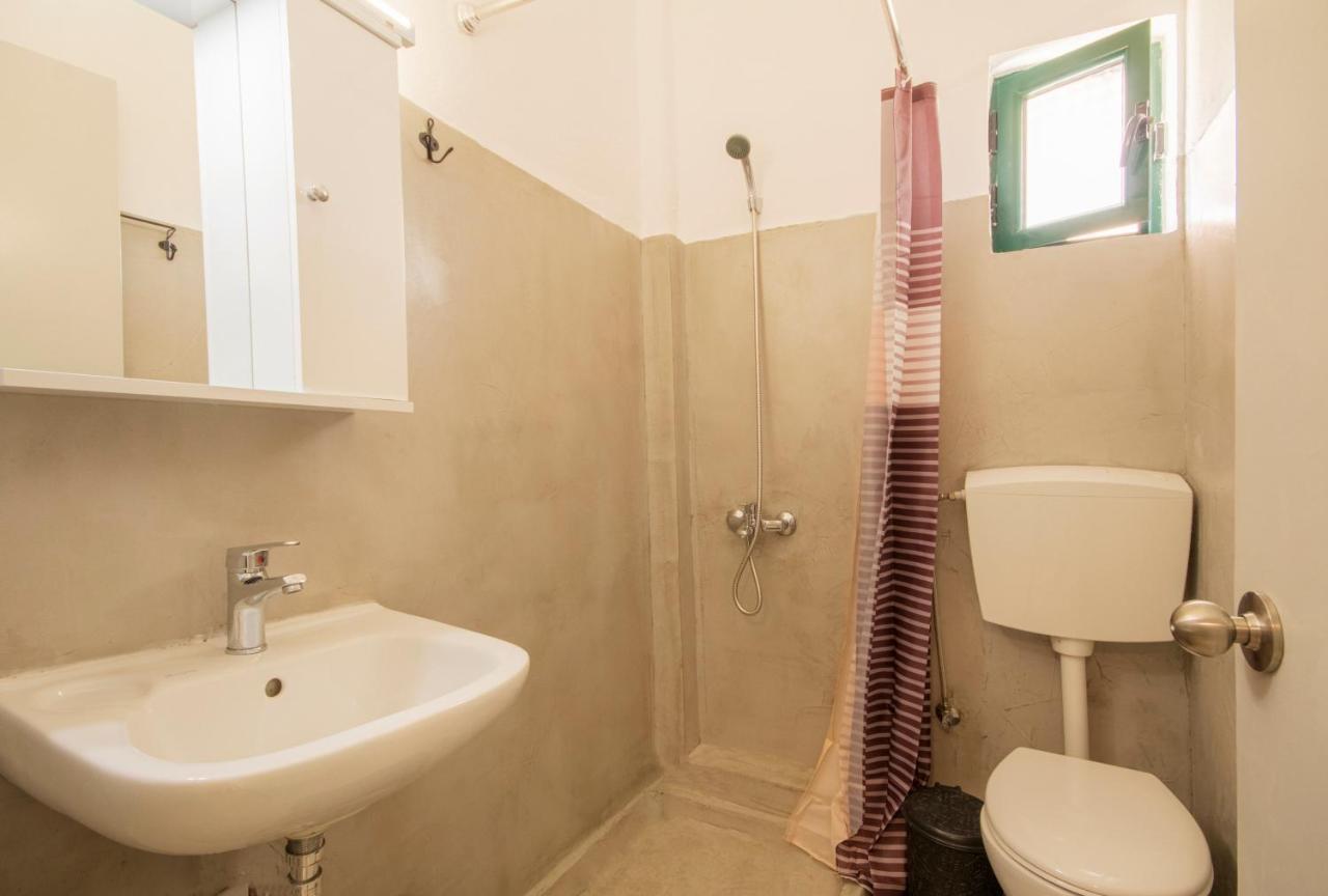 Issos Aparthotel Agios Georgios (Corfu)
