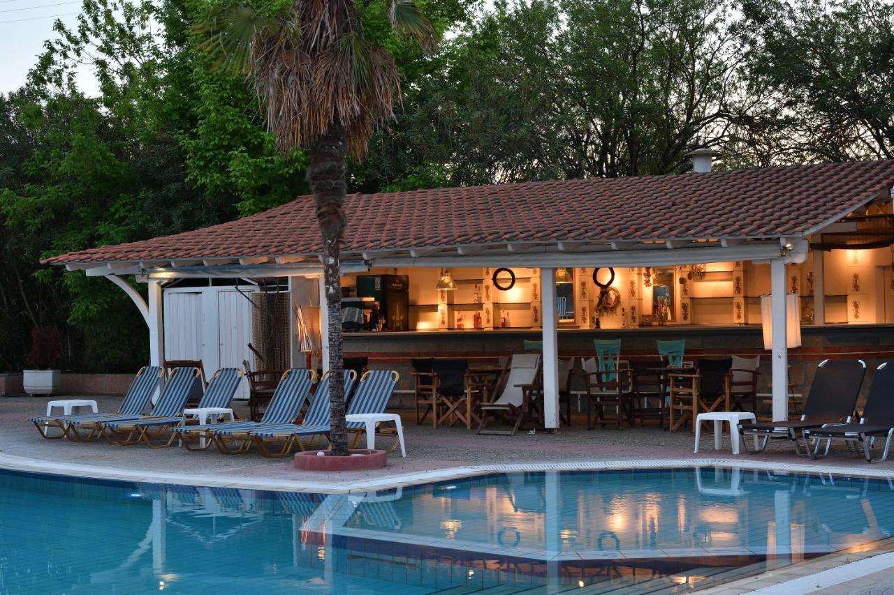 Hotel Four Seasons 3*