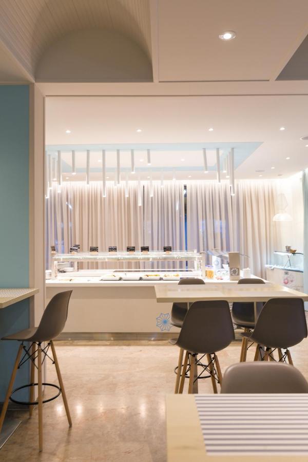Albatros Hotel 3*