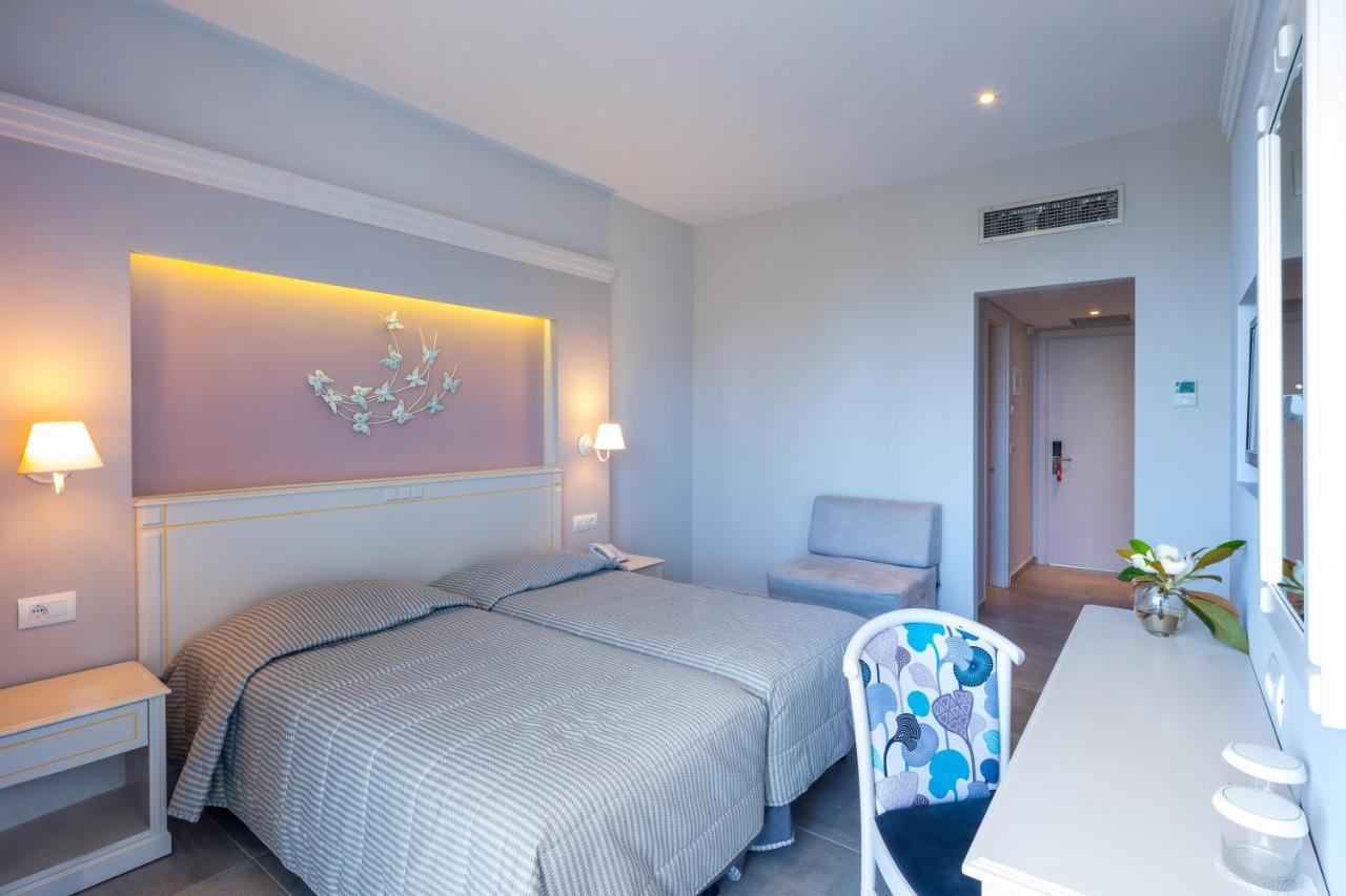Delfinia Hotel Moraitika