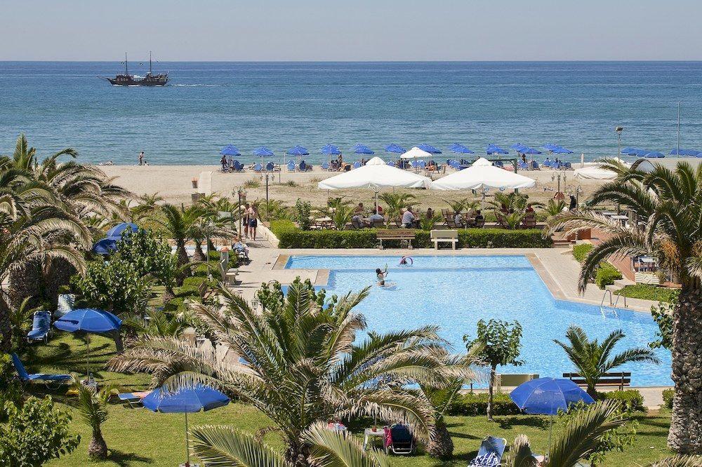 Marinos Hotel 3*