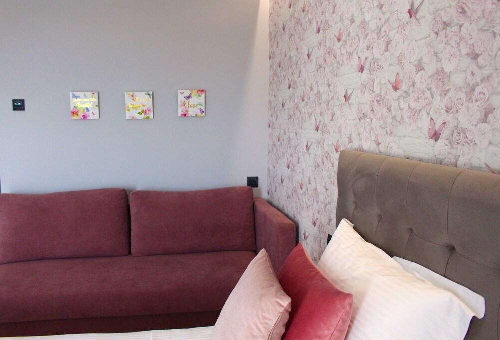 Sea View Hotel 3*