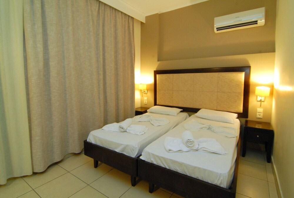 Michel Aparthotel 3*