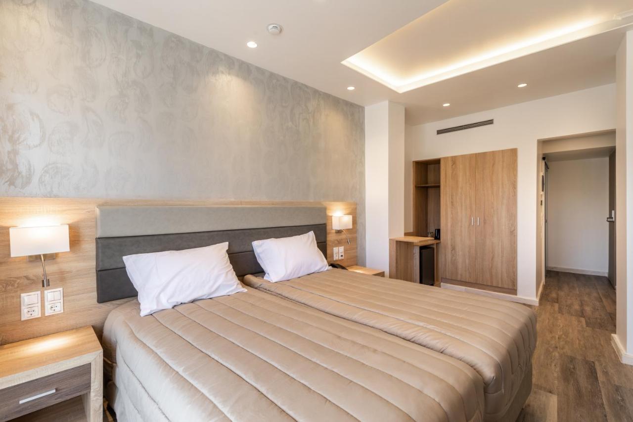 Xenophon Hotel