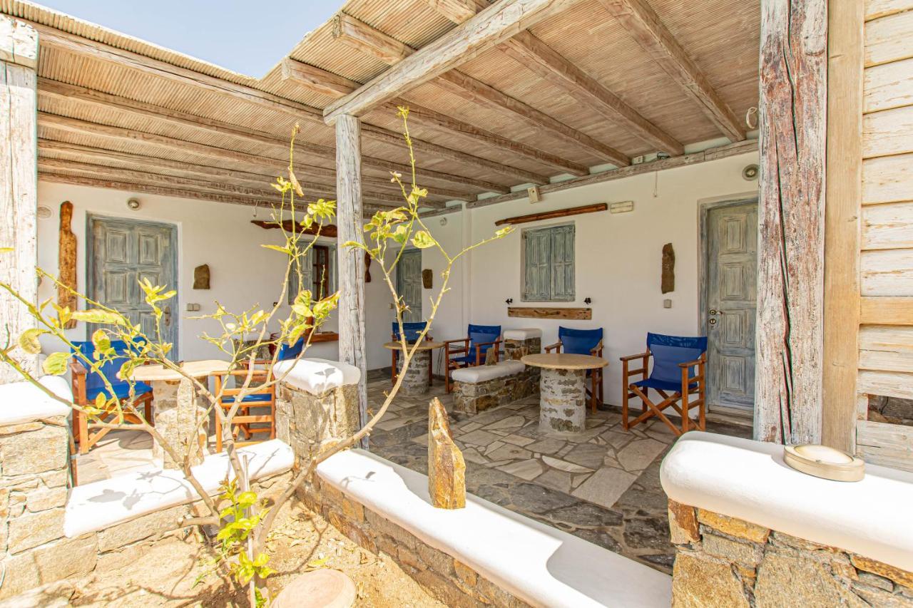 Peristeronas Village 3*