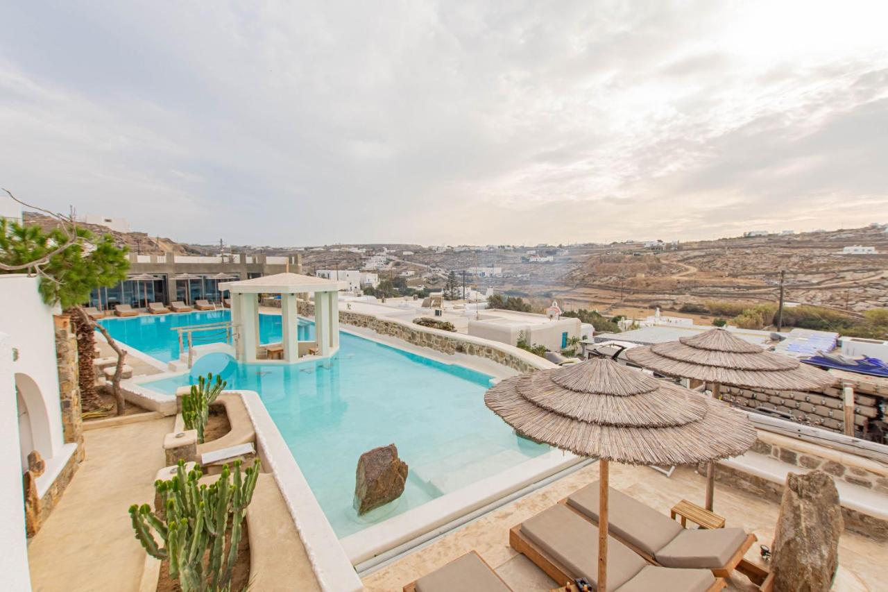 Peristeronas Village 3*