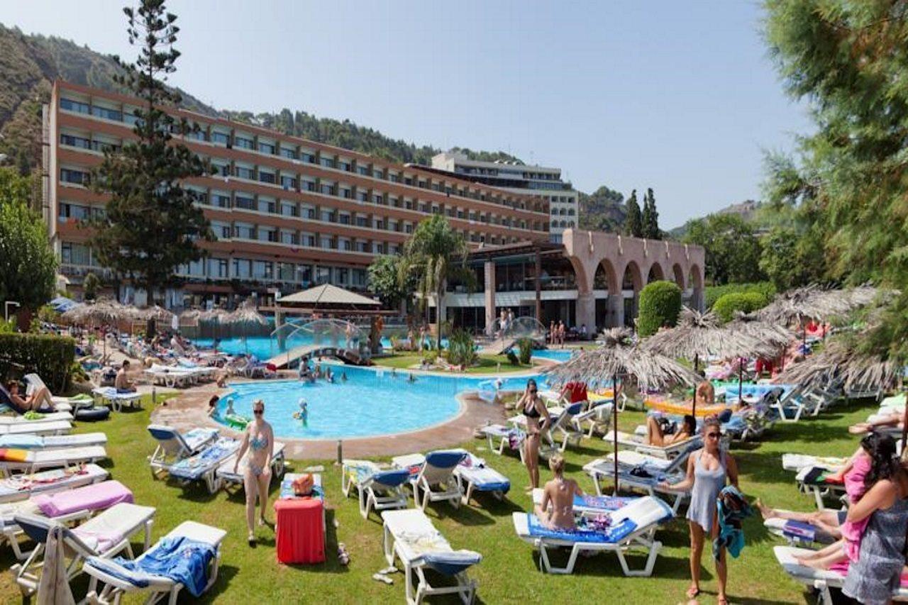 Oceanis 4*