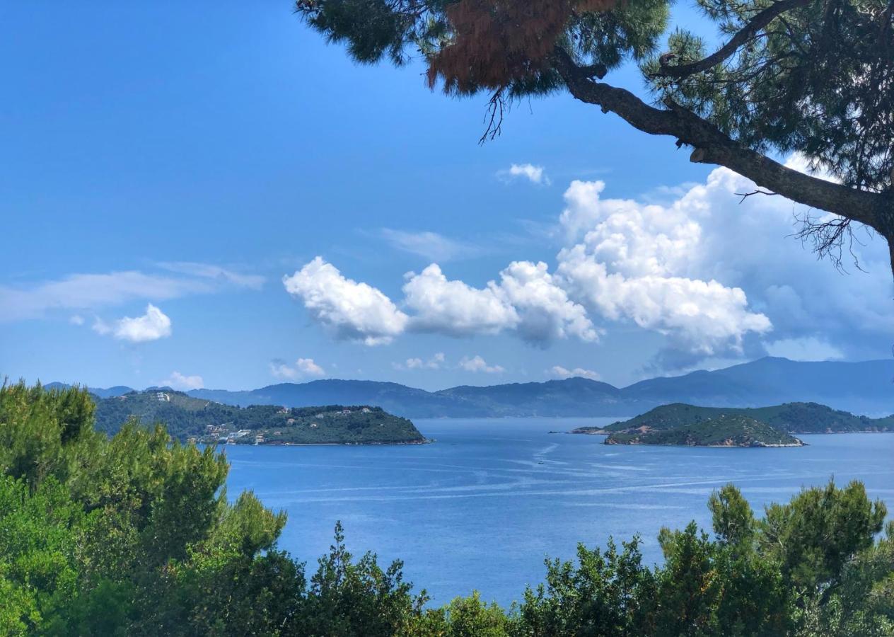 Azzurro *
