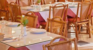 Hotel Ekavi 3*